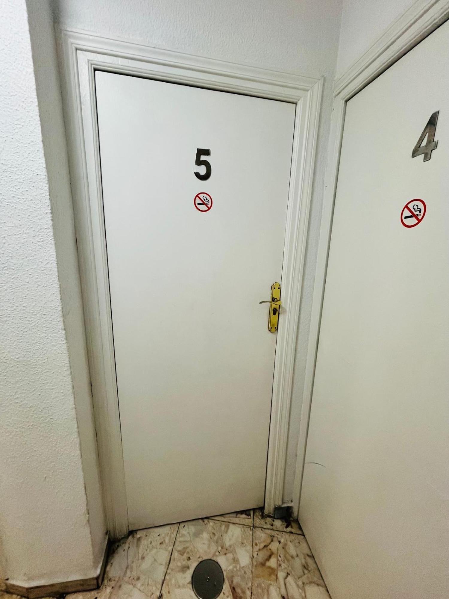 מדריד Pension Rivera מראה חיצוני תמונה